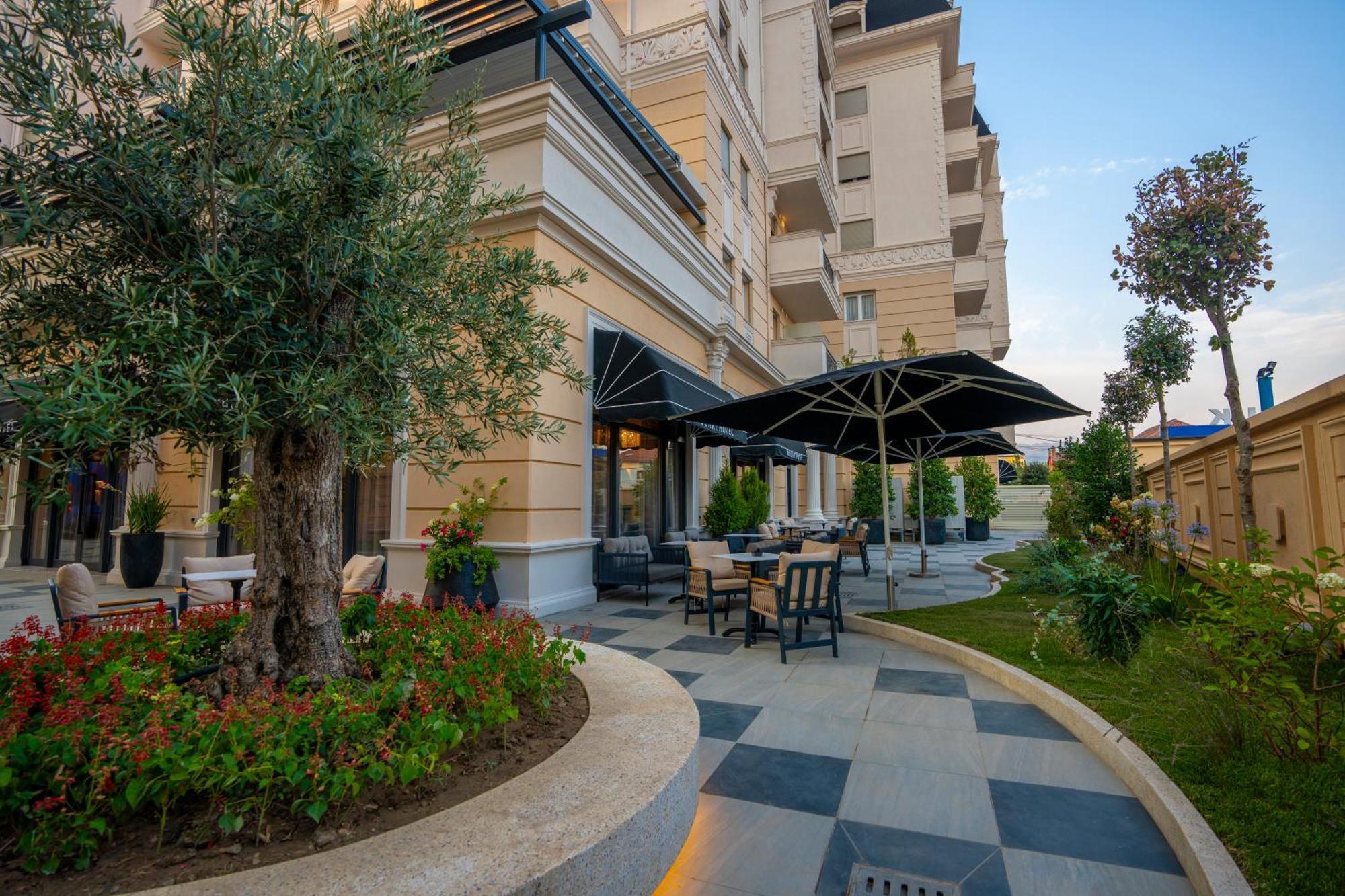 Hotel Mozart Shkoder Exterior photo